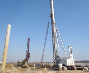 Pilotna bušilica Soilmec C.F.A.